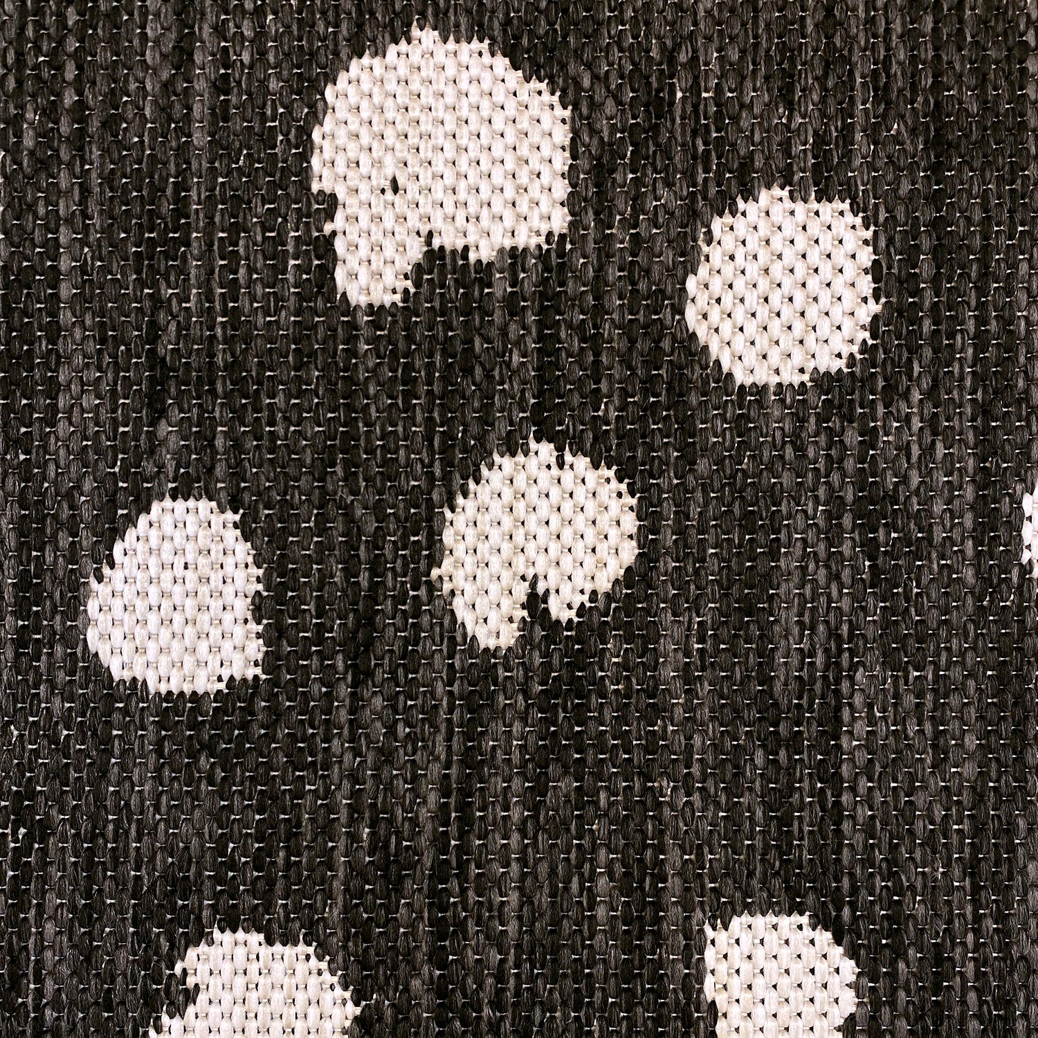 Guinea Fowl Indoor/Outdoor Rug (Charcoal)