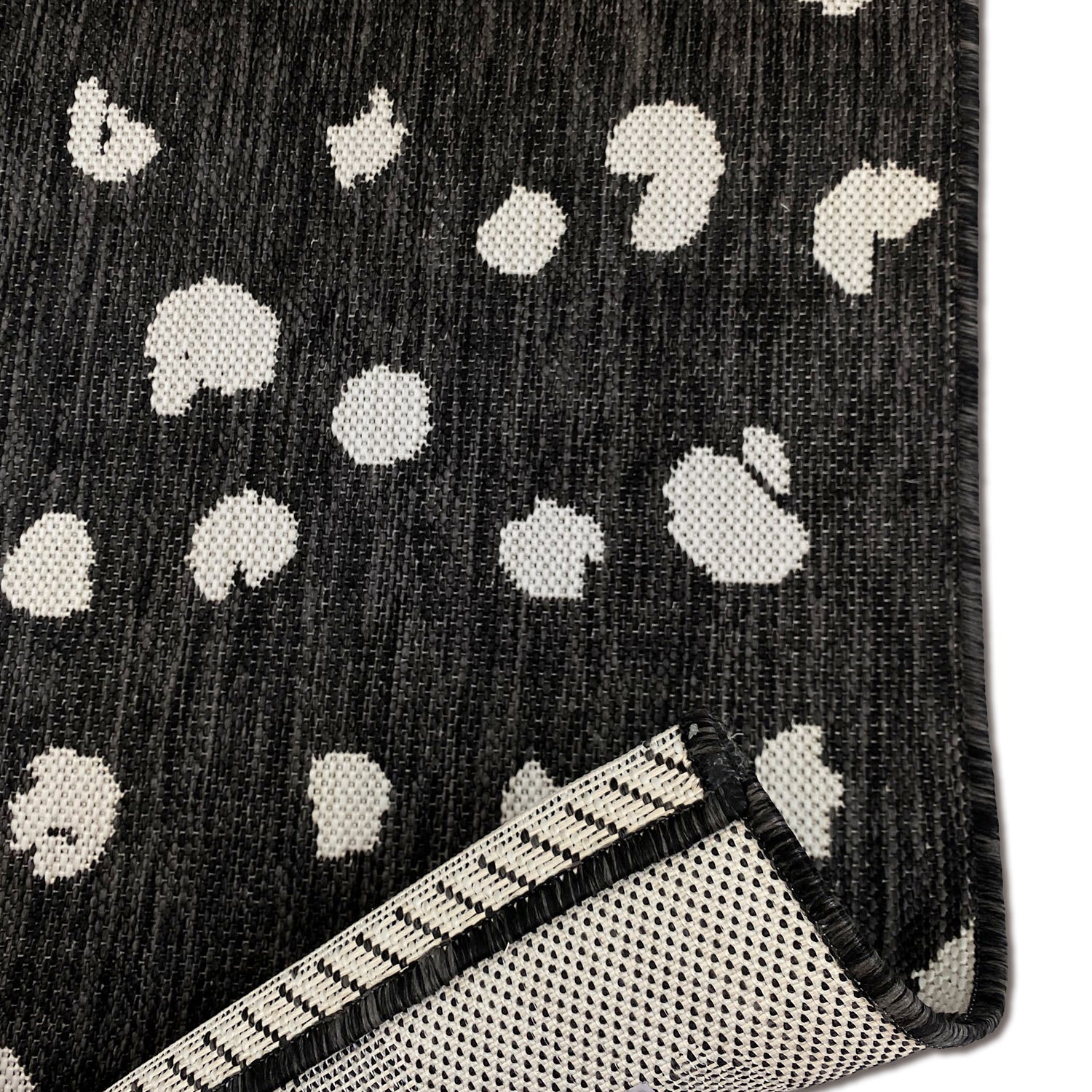 Guinea Fowl Indoor/Outdoor Rug (Charcoal)