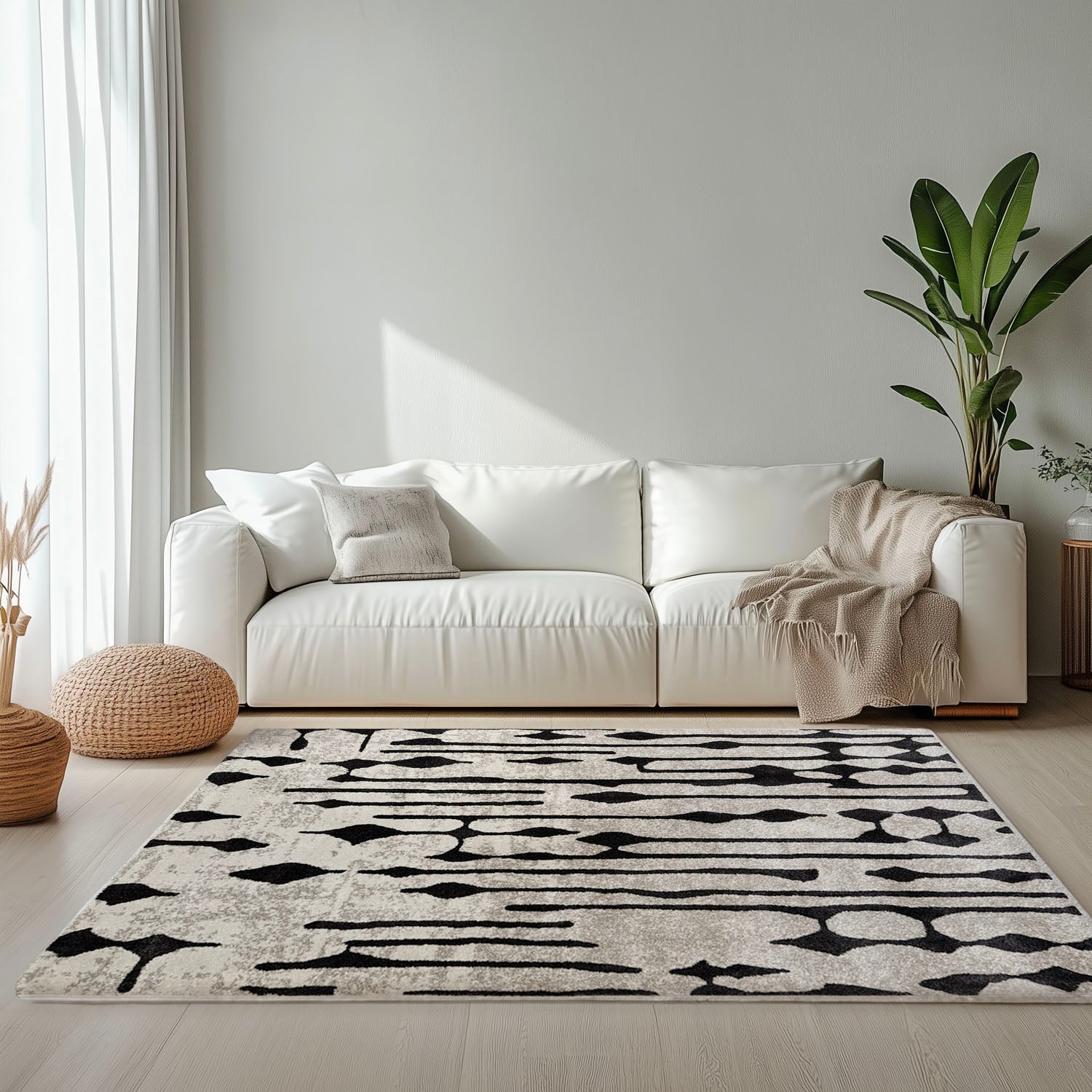 Totem Area Rug (Ebony & Ivory)
