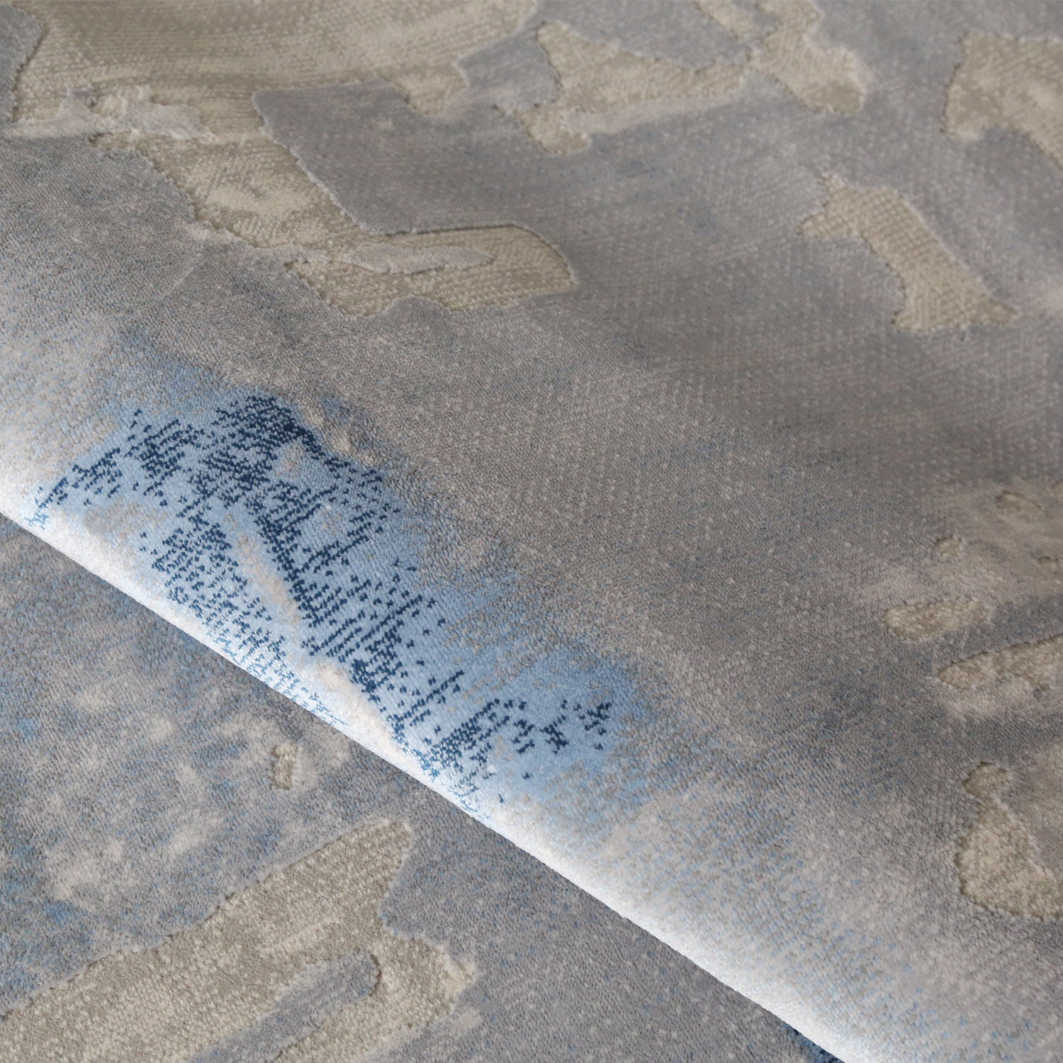 Alaska Indoor Rug (colour Cool Ice)