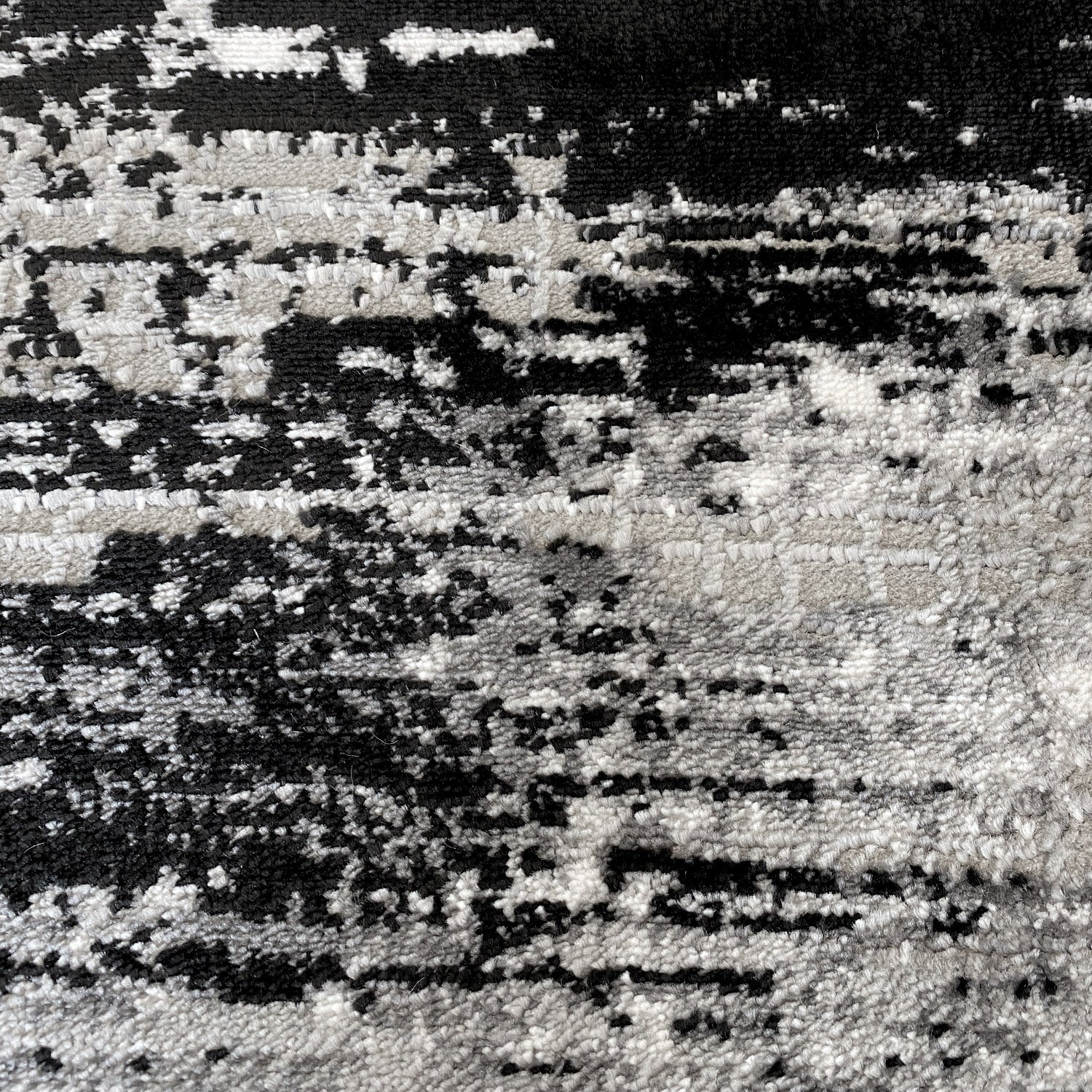 Oslo Indoor Rug (colour Black/White)